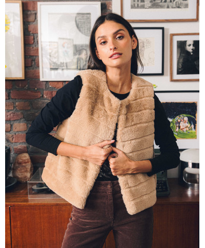 64JG2GI001_020 (2).jpg