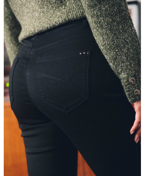 66JG2JE011_129 (6).jpg