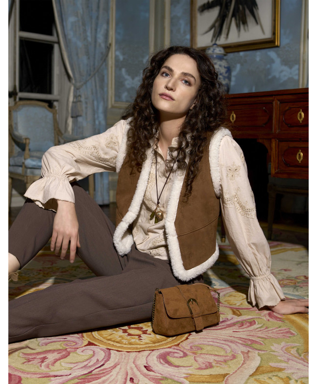 66JG2VE303_025 (1).jpg