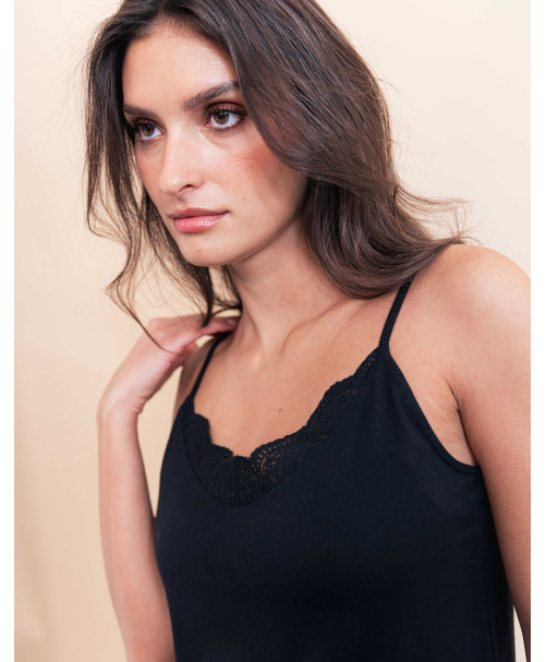 Tee-shirt MIA - Noir | Julie Guerlande | Vêtements pour femme Tee-shirt MIA - Noir | Julie Guerlande | Vêtements pour femme