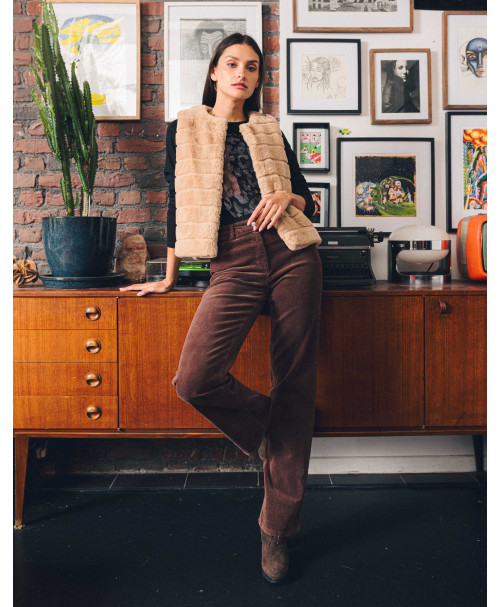 64JG2GI001_020 (1).jpg