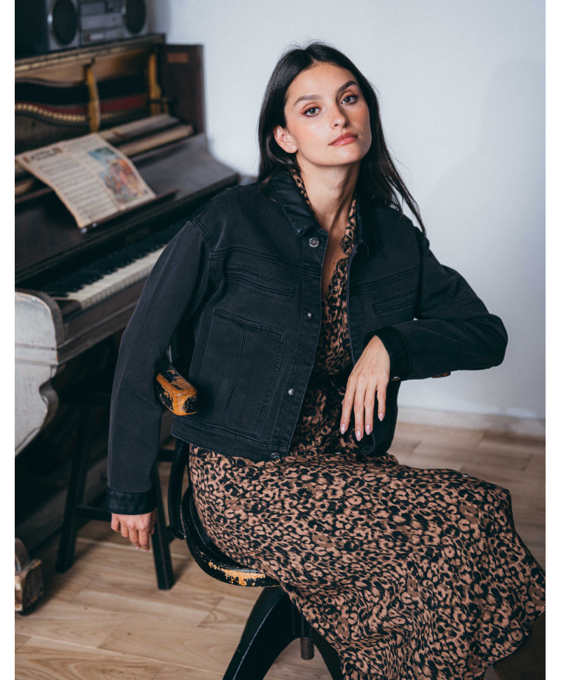 66JG2VE300_129 (3).jpg