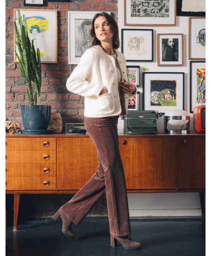 66JG2VE200_115 (2).jpg