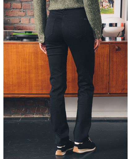 66JG2JE011_129 (5).jpg