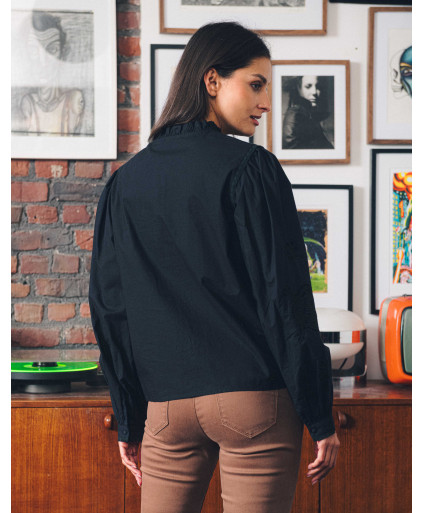 66JG2CH205_129 (3).jpg