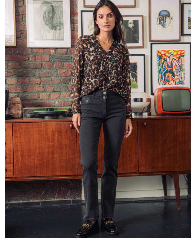 66JG2CH301_127 (1).jpg