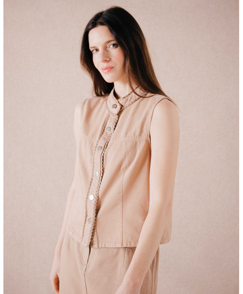 67JG2VE200_029 (1).jpg