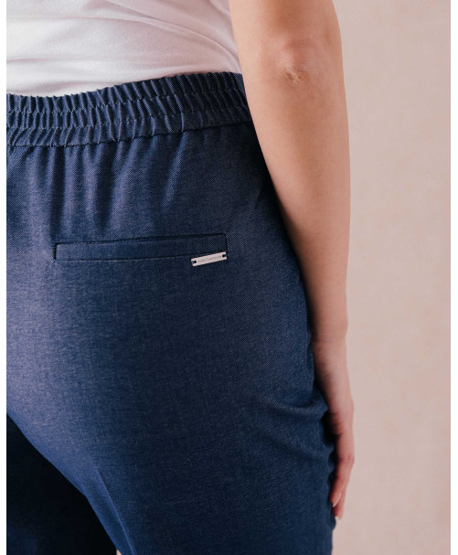 67JG2PV000_001 (5).jpg