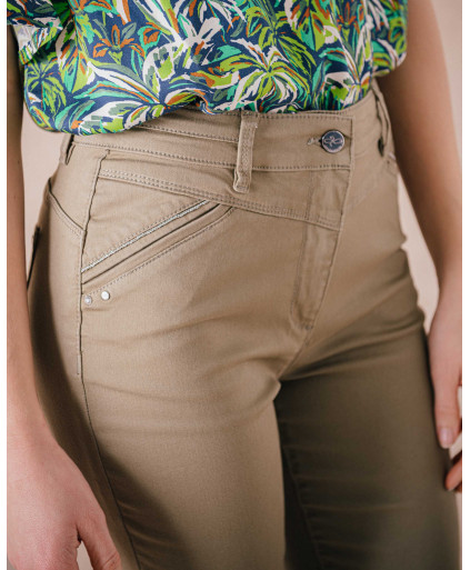 67JG2PS000_076 (3).jpg