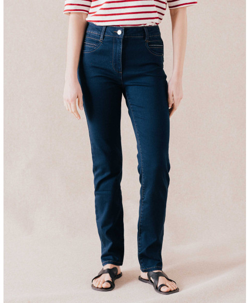 67JG2JE000_001 (1).jpg