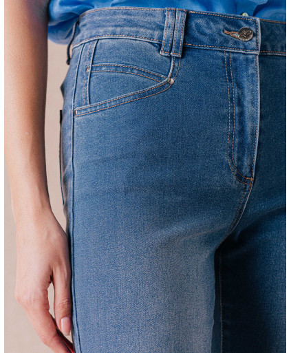 67JG2JE003_002 (4).jpg