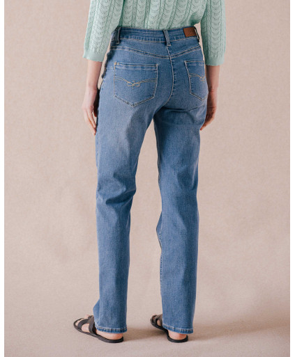 67JG2JE005_008 (4).jpg