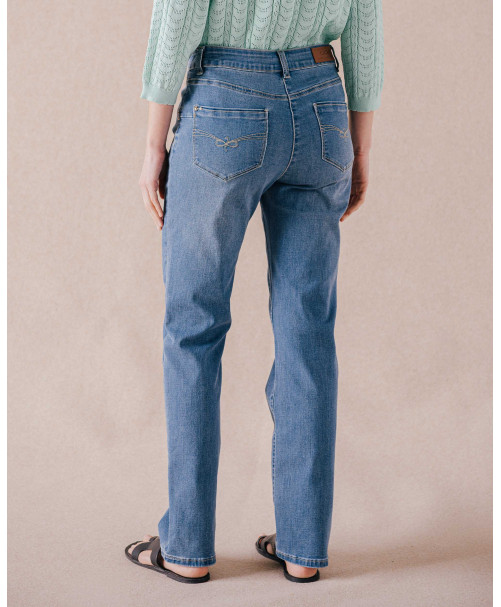 67JG2JE005_008 (4).jpg