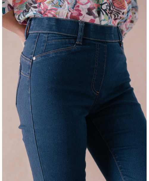 67JG2JE004_001 (4).jpg