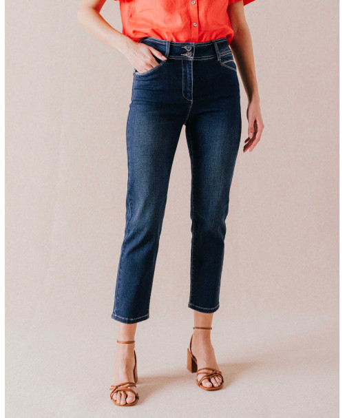 67JG2JE001_001 (3).jpg