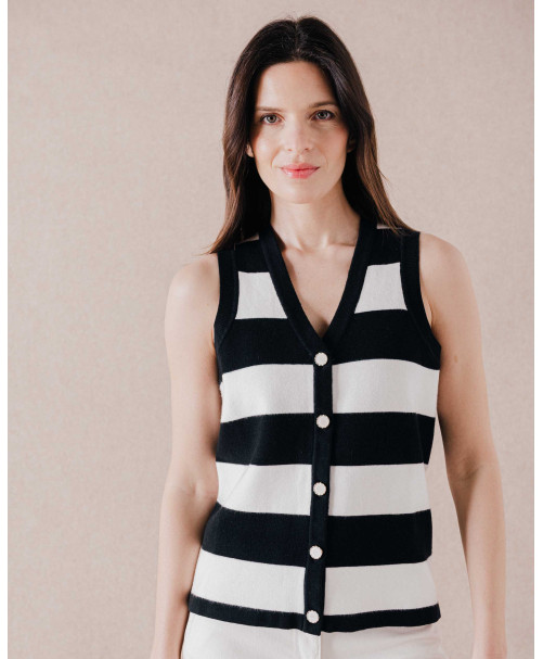 67JG2GI120_127 (1).jpg