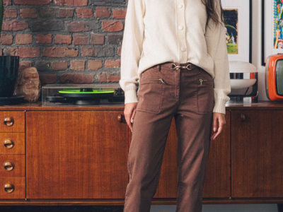 Comment porter un pantalon marron : guide 