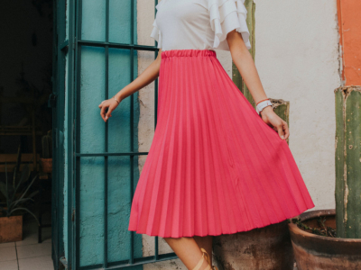 Adopter la jupe longue au printemps-été : guide complet